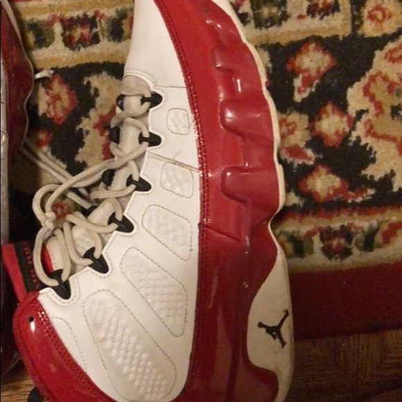 Jordan retro 9s size 8 - Picture 3 of 3